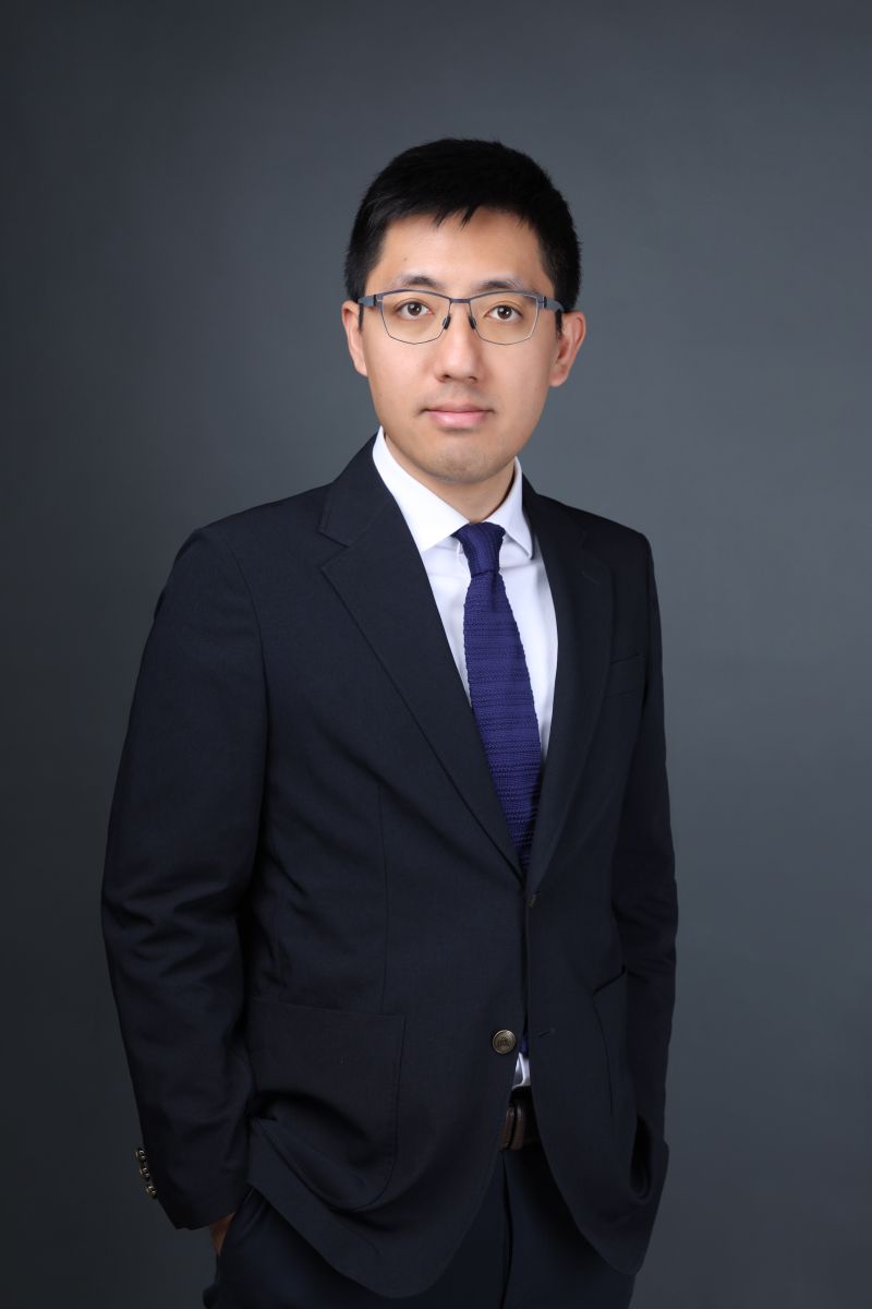 何淳谦律师